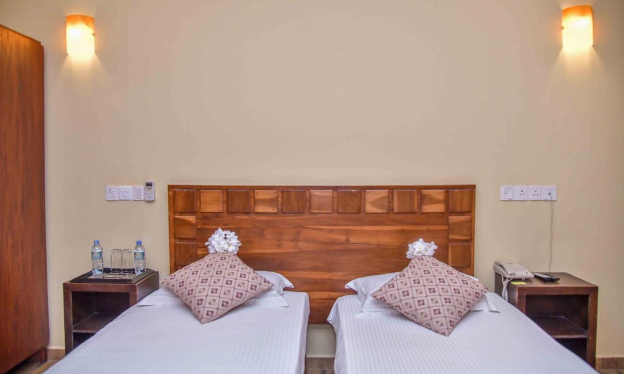 Ceylon Sea Hotel Tangalle Exterior foto